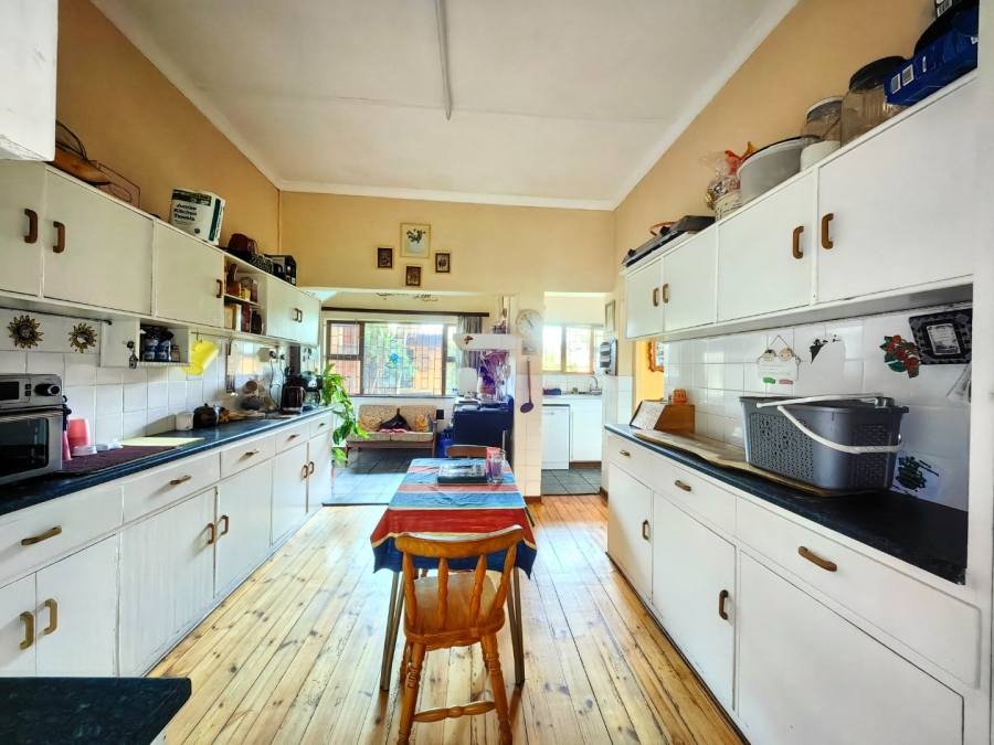 6 Bedroom Property for Sale in Glenlilly Western Cape